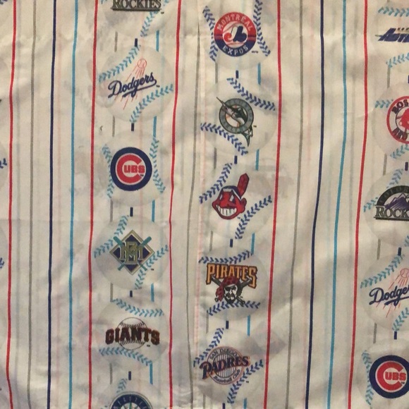 Pillow sham MLB Baseball new 31” x 24.5” new 70% polyester 30% cotton - Picture 4 of 4